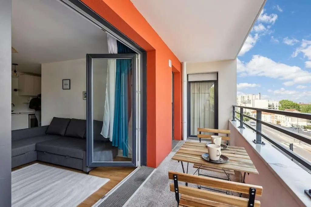 Direct Access To Paris - 6 Guests Apartment Villejuif